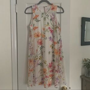 Calvin Klein Women’s Sleeveless Round Neck Trapeze Dress